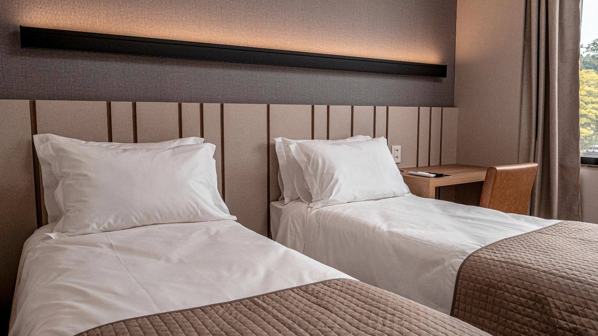 Superior Twin Room,1508381173:JPEG