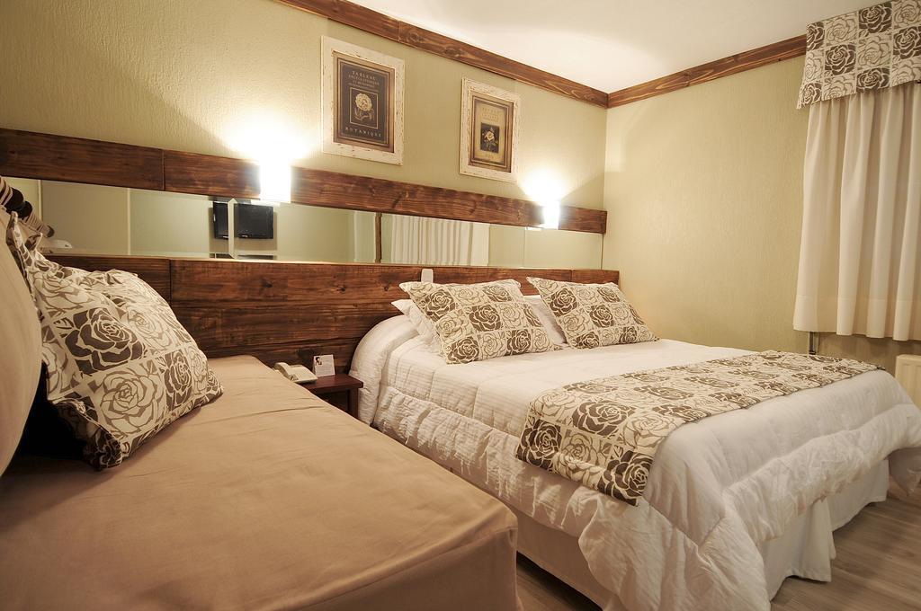 Master Suite with Spa Bath
