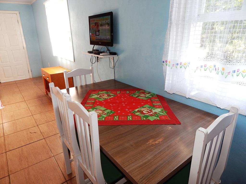 Three-Bedroom House,396852723:JPEG