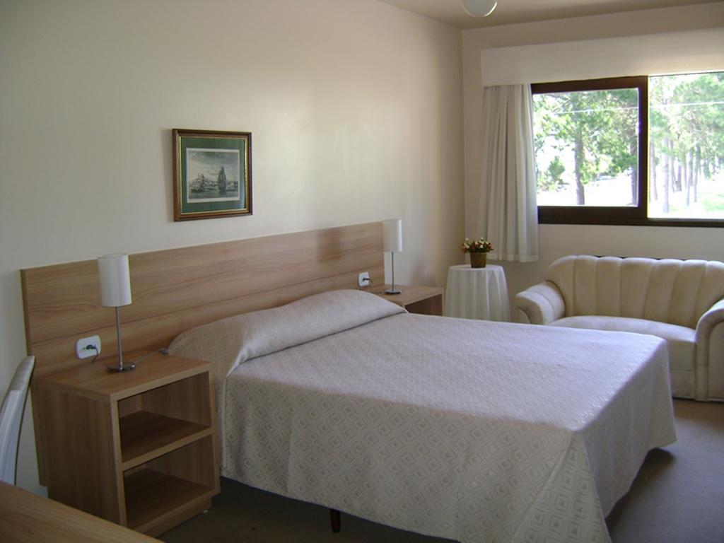 Deluxe Room,433824447:JPEG