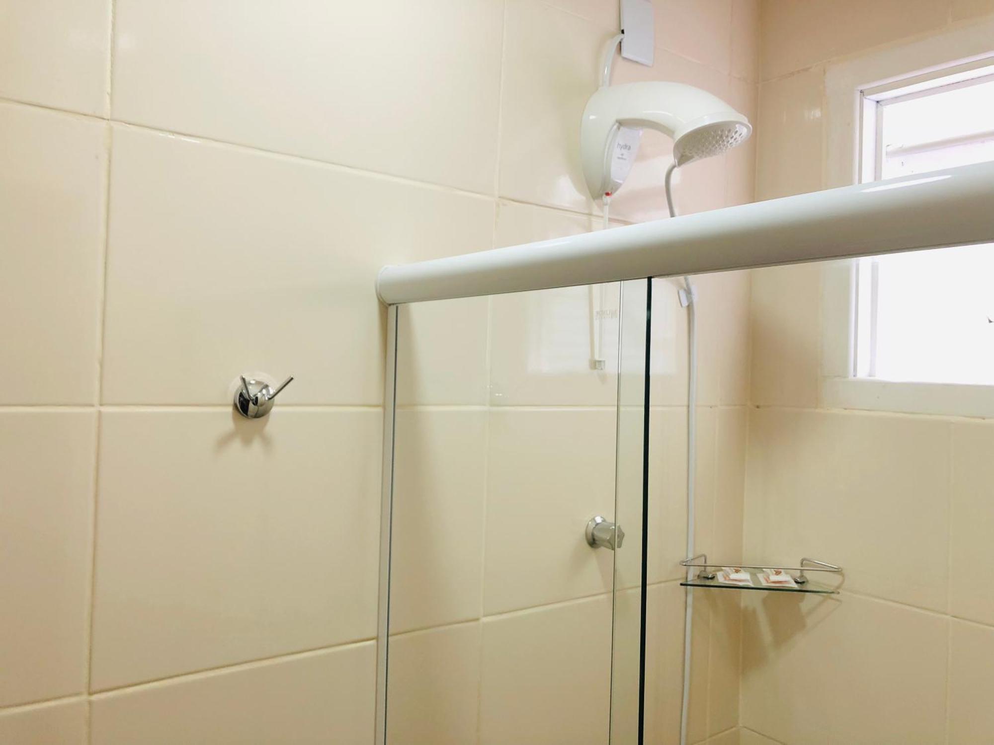 Quarto Individual com Ar-condicionado
