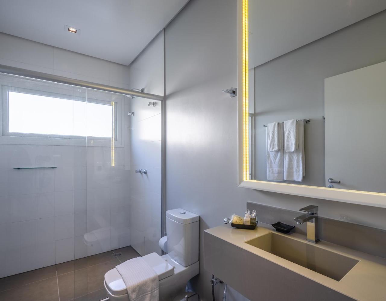 Luxury Superior Room,1221084343:JPEG