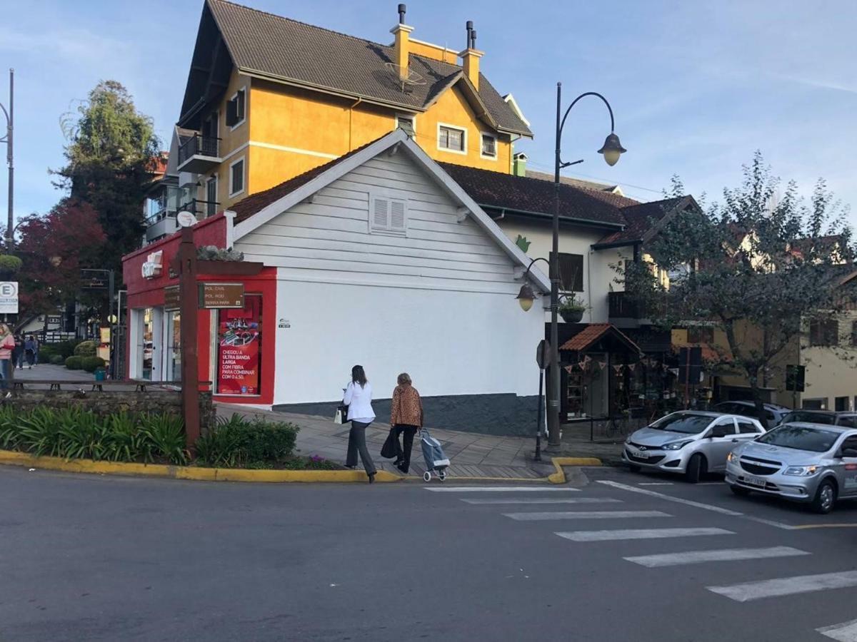 Two-Bedroom Apartment,1022084641:JPEG