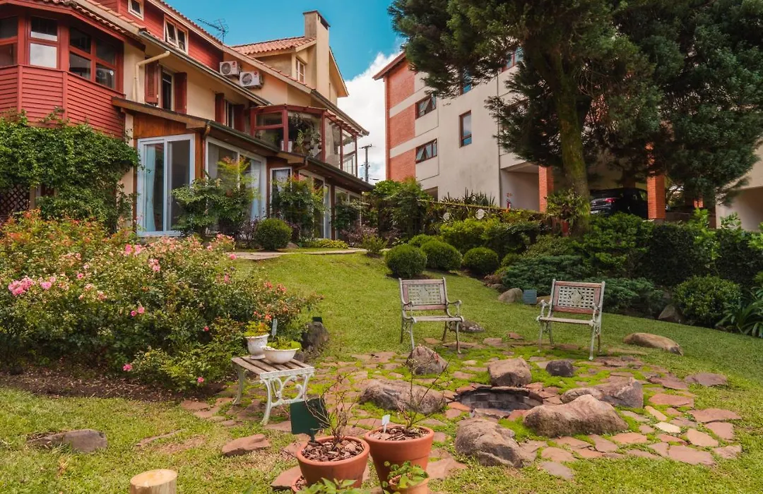 Suites Refugio Do Vale-1