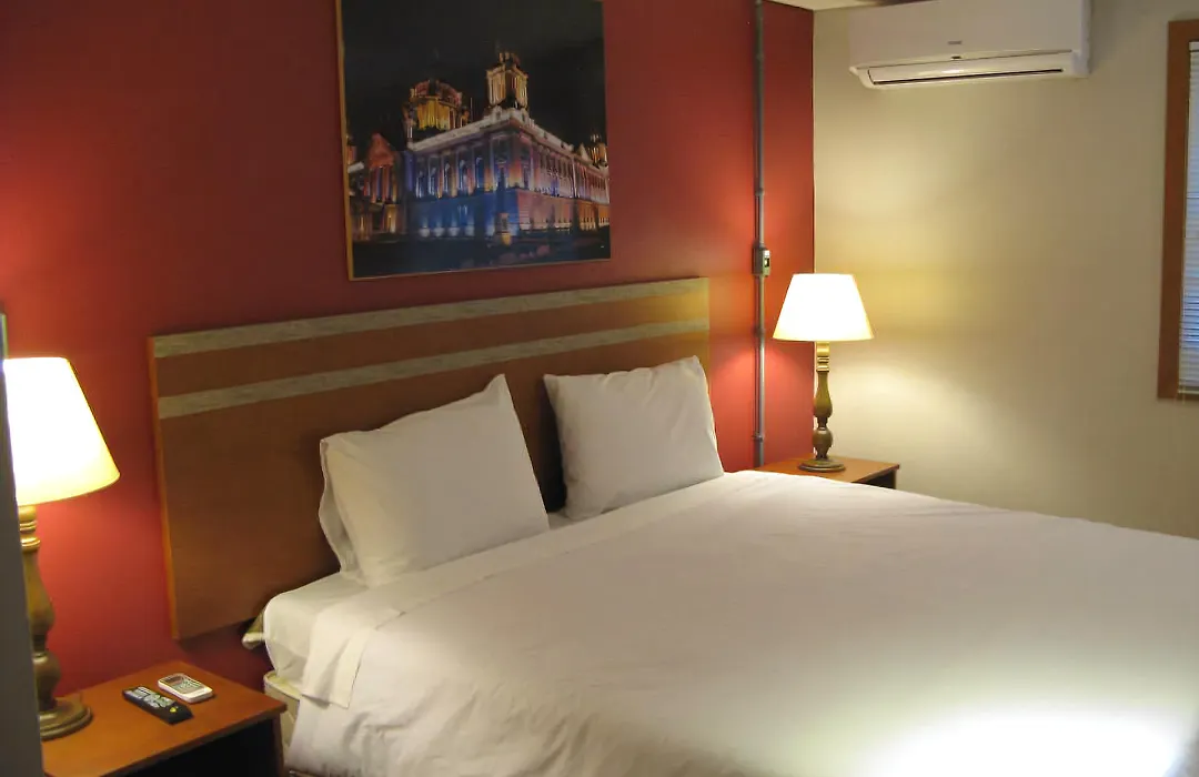 Hotel Boutique Britanico-1