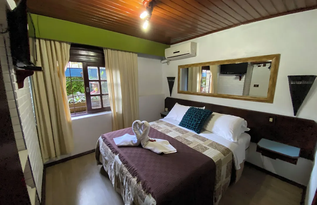 Pousada Casa Da Colina-1