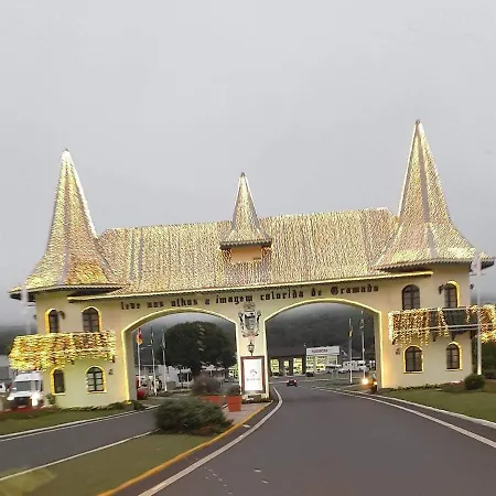 Gramado Apto So Seu-2