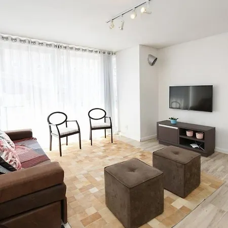 Rosa Edificio Van Gogh-3