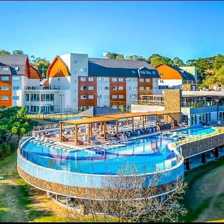 Resort Gramado Golden Laghetto-3