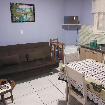Apartamento Simples Para Sua Estadia Em Gramado-3
