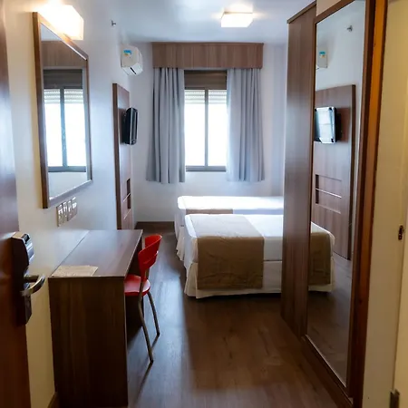 Hotel Continental Business - 200 metros do Complexo Hospitalar Santa Casa-3