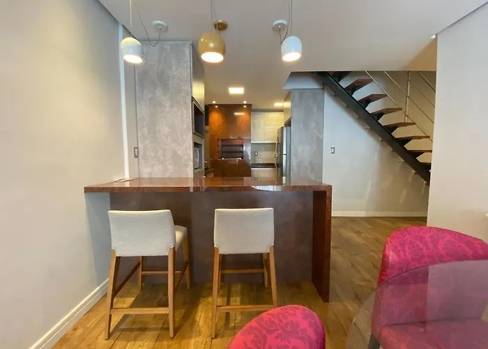 Duplex Com 03 Suites Em Gramado
